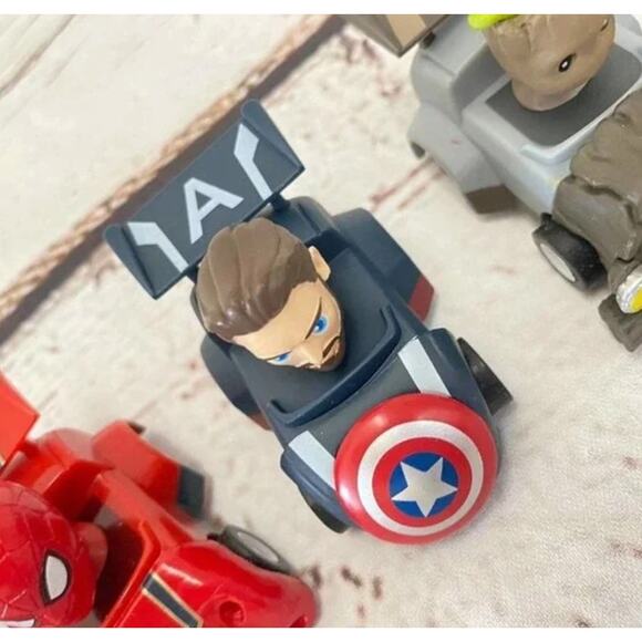 MARVEL AVENGERS Limited Edition Pull Back Race Cars - Picture 7 of 12